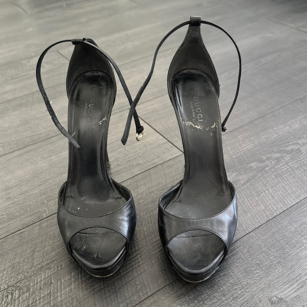 Gucci leather heels